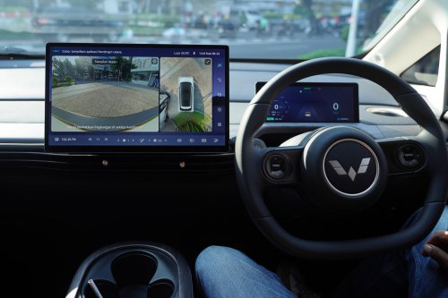 Rasakan Berbagai Momen Ramadhan Lebih Nyaman Bersama Wuling New Cloud EV