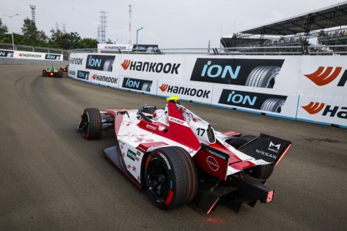 Nissan, Nissan Formula E Tunjukkan Ketangguhan di Jakarta E-Prix 2025