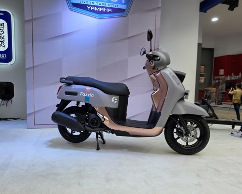 Yamaha, Yamaha Fazzio Hybrid Tampil Lebih Eye-Catchy dengan Dua Warna Baru, Meluncur di Jakarta Fair 2025