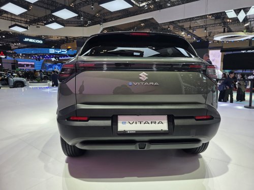 Suzuki Hadirkan eVitara di GIIAS 2025, Dijual Tahun Depan