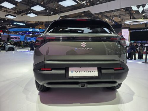 Suzuki Hadirkan eVitara di GIIAS 2025, Dijual Tahun Depan