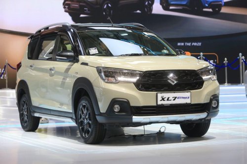 Suzuki , Deretan Mobil Hybrid Suzuki di GIIAS 2025