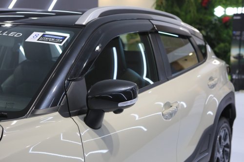 Suzuki , Suzuki Fronx, Aksesoris Resmi Suzuki Fronx Bisa Dibeli di GIIAS 2025, Promonya Menarik 