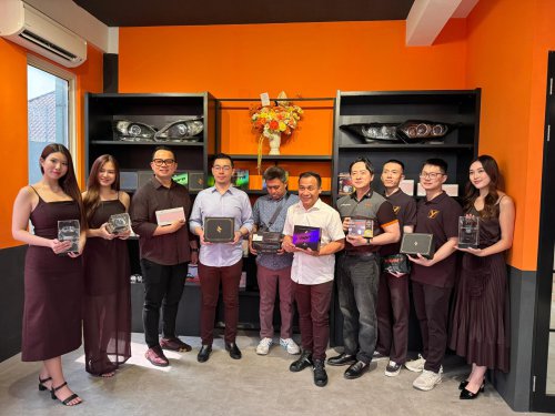 Yoong Motor Buka Cabang ke-87, Siapkan Lampu Khusus Mobil EV