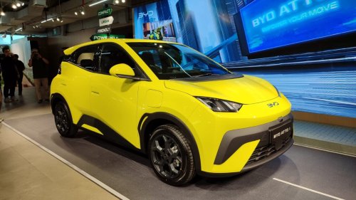 BYD, BYD Atto 1 Mulai Dijual di GIIAS 2025, Harganya Cuma Rp 195 Juta