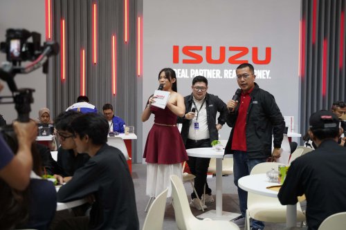 Isuzu, Pecahkan Rekor Penjualan Live, Isuzu Traga Edisi 50th Ludes Terjual