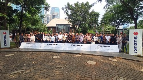 55 Unit Suzuki Fronx Resmi Dikirim ke Konsumen