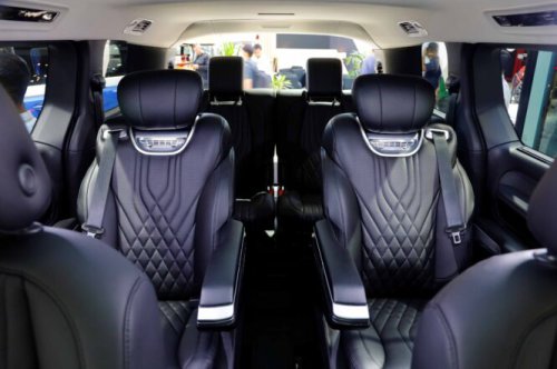 Volkswagen ID. BUZZ Business Edition Debut di GIIAS 2025