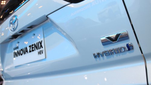 Teknologi Hybrid Toyota: Solusi Cerdas untuk Efisiensi Bahan Bakar