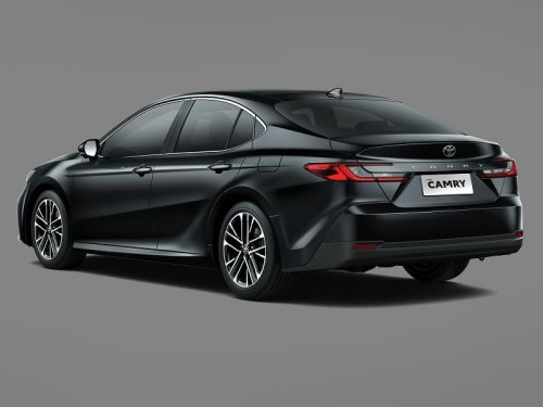 Toyota, Toyota Camry, New Toyota Camry 2.5V Terbaru Meluncur, Fiturnya Lebih Banyak