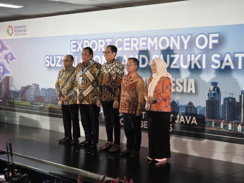 Suzuki  | Suzuki Ekspor Perdana Fronx dan Satria ke Asia Tenggara