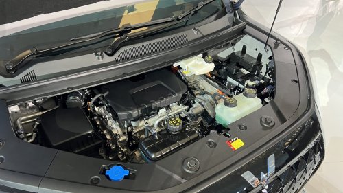 Wuling, Mengulas Detail Perbedaan Wuling Darion EV vs PHEV