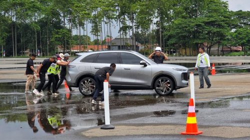 Test Drive, Belum Dipakai Konsumen, Lepas L8 Rusak Saat Media Test Drive