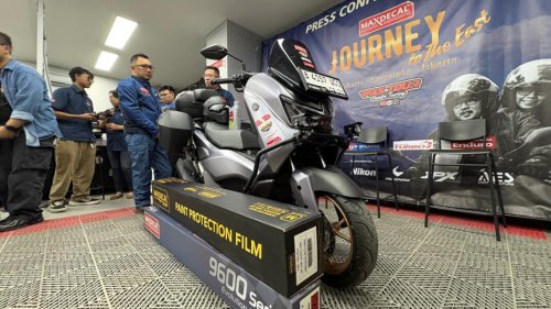 Maxdecal Gandeng Pasutri Touring Jelajahi Indonesia Timur