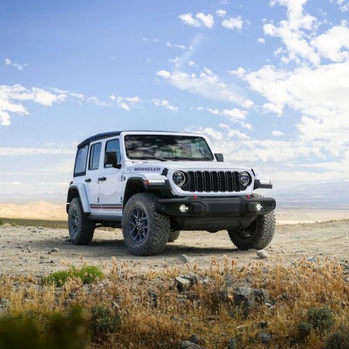 Canada’s New Special-Edition Jeep Wrangler Blows the Doors Off the US Version