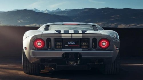Ford, Ford GT, Why This 435-Mile Ford GT Giveaway Has Collectors Watching Closely as Values Keep Climbing