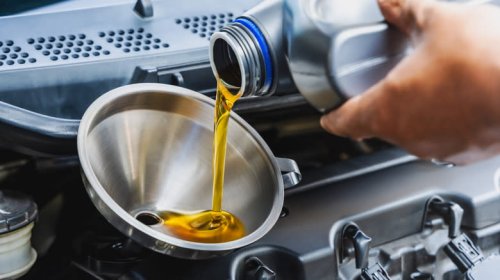 Here's Why European Cars Can't Use American Engine Oil