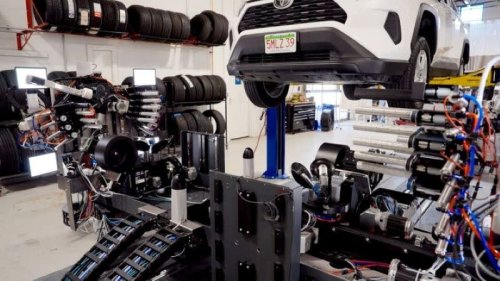 AI Robot Changes Tires and Balances Them in Under 30 Minutes