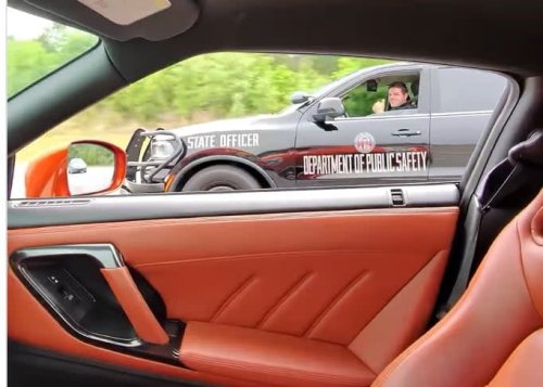Nissan GT-R’s Aggressive Downshift on Highway Gets Instant Unexpected Reaction From Georgia Police Officer Behind Him