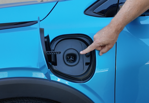GM, Test Driving The “New” 2027 Chervolet Bolt: GM Revives Its Best EV