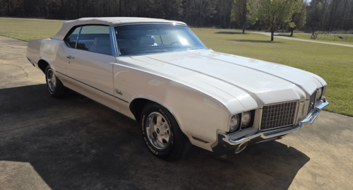 Oldsmobile, 1972 Oldsmobile Cutlass Convertible Heads to Auction With Longtime Ownership History
