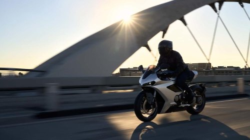 Norton Manx R Specs Just Dropped, and They’re as Wild as Its Wild Price Tag