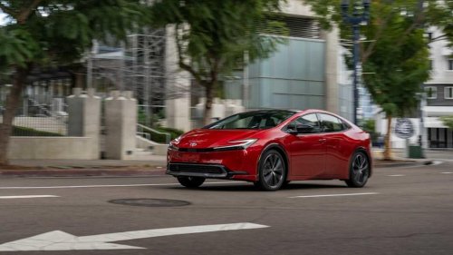 Other hybrids can't keep up—This Japanese hatch is still the king of fuel savings