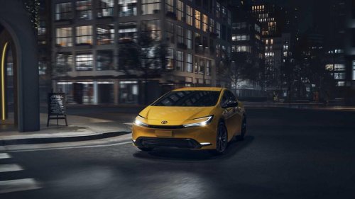 Other hybrids can't keep up—This Japanese hatch is still the king of fuel savings