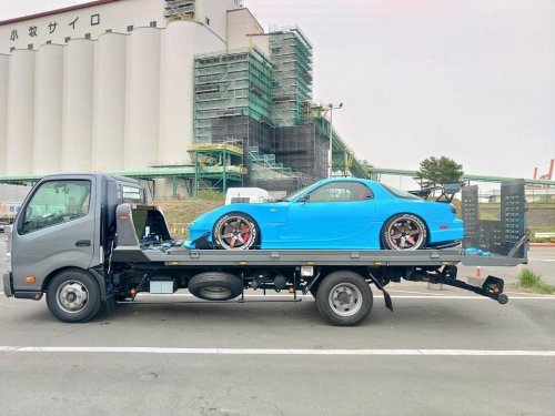 Modified 1999 Mazda RX-7 Type RB S Package Listed for Sale in Japan