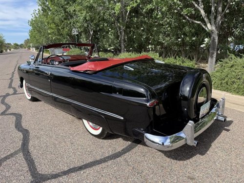 Ford, Well-Preserved 1950 Ford Custom Deluxe Convertible Heads to Auction