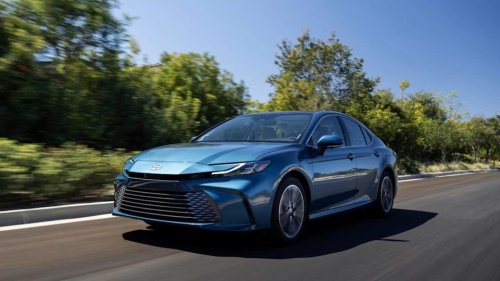 Toyota, Toyota Prius, SUV, Toyota’s Longest-Range New Vehicle Is Not The Prius Or Even An SUV