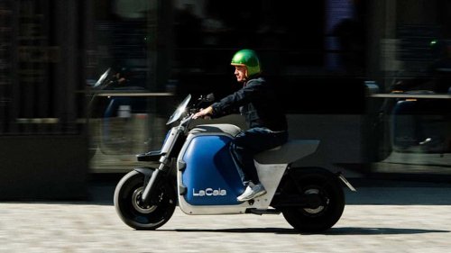 This Weird Electric Scooter-Type Thing Wants To Replace Your Car