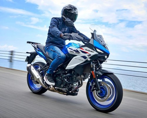 Suzuki’s Gorgeous, Affordable New Bike Boasts the Best of Both Worlds