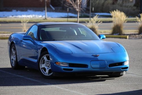 These Manual V8 Cars Still Deliver Old School Performance Under $20,000