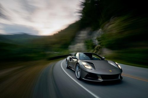 Lotus, Lotus Emira Will Adopt a Hybrid V-6, But It Might Lose the One Thing Enthusiasts Love