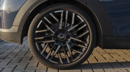 Four All-Season Tires That Outperform Goodyear In Price And Performance
