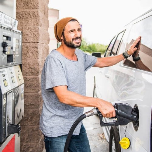 Bad Gas Pump Habits That Cost You Hundreds Each Year