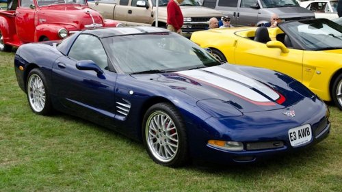 These Manual V8 Cars Still Deliver Old School Performance Under $20,000