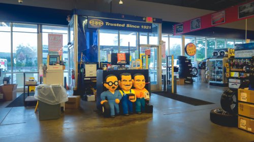 Firestone Vs Pep Boys: The Major Differences Between The Popular Auto Shop Chains