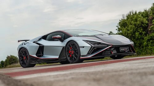 Lamborghini Says It Has No Current Plans for a Manual Transmission