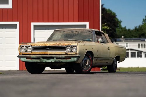 Barn-Find Hemis, a 277-MPH Bugatti &amp; Dream-Car Giveaways: This Week at Modern Car Collector (June 22–25)