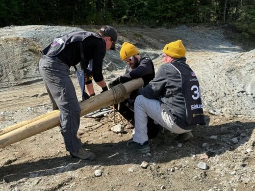 Land Rover, Rover, The Land Rover Defender Trophy is an Epic—and Grueling—Competition. But These Determined Women Conquered It