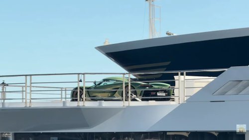 Koenigsegg, Someone Parked A Koenigsegg Jesko On Top Of An $86M Yacht In Monaco