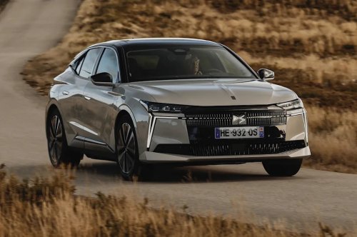 DS No4 E-Tense