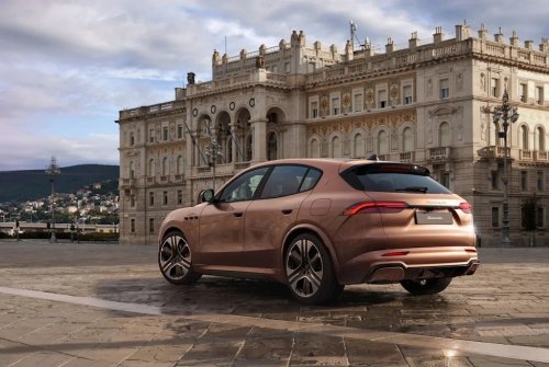 Maserati, Fiat, Maserati Just Gave the Grecale Folgore a Big Discount That's Enough to Buy a New Fiat Topolino Too