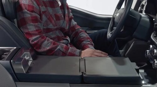 Ford, Ford F-150, Why Some Ford F-150 Models Have A Fold-Down Gear Shifter