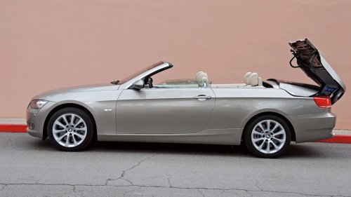 The 2007 BMW 335i Convertible Hid a Clever Trick Nobody Else Had