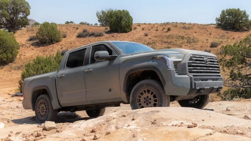 2027 Toyota Tundra: Should You Off-Road in the TRD Pro or Trailhunter?