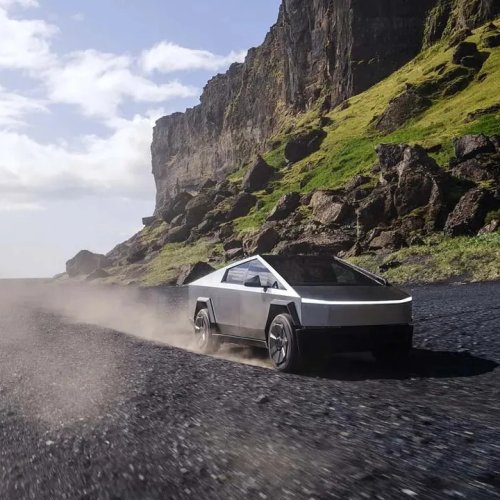 Electric Pickups Missed the Memo as Consumer Interest Tanks