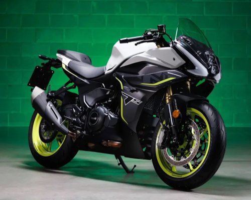 This New Affordable Performance Moto Delivers Compelling Looks on the Low
